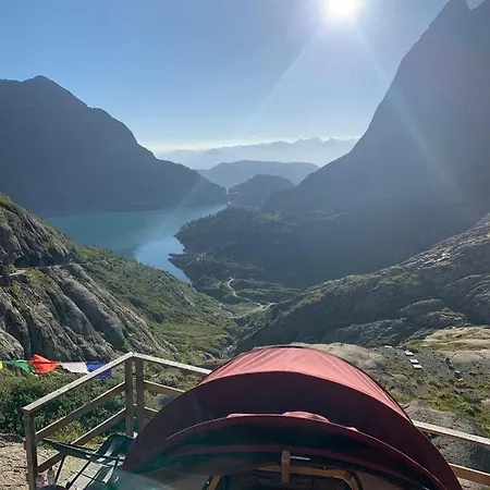 Отель Du Vieux Emosson *